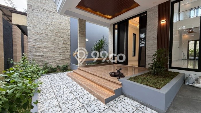 Ready to Use! Premium House LT 307m2 Desain Modern di Pondok Indah Ready to Use! Premium House LT 307m2 Desain Modern di Pondok Indah