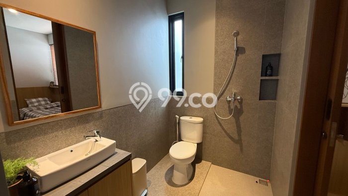 Rumah Strategis Minimalis Lb 125m2 di Ciputat, Tangerang Selatan Rumah Strategis Minimalis Lb 125m2 di Ciputat, Tangerang Selatan