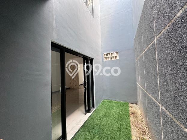 Dijual Rumah Mewah Megah Dengan View Eksklusif di Cinere, Jakarta Selatan Dijual Rumah Mewah Megah Dengan View Eksklusif di Cinere, Jakarta Selatan