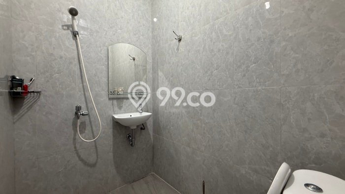 For Sale! Luxury House LT 180m2 Desain Modern di Cinere For Sale! Luxury House LT 180m2 Desain Modern di Cinere