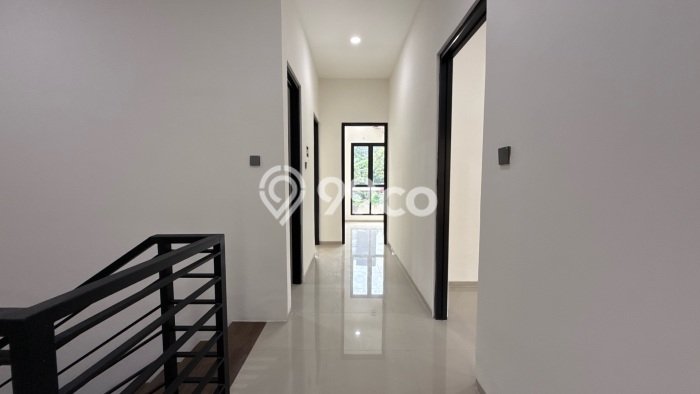 Rumah Luxury Modern Siap Huni di Lenteng Agung Jakarta Selatan Rumah Luxury Modern Siap Huni di Lenteng Agung Jakarta Selatan