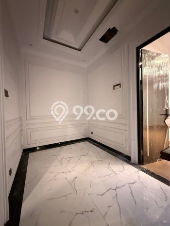 Siap Huni Rumah Mewah 5 Kamar di Jagakarsa Dekat ke Mana Saja Siap Huni Rumah Mewah 5 Kamar di Jagakarsa Dekat ke Mana Saja