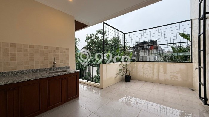 Rumah Luxury Modern Siap Huni di Pejaten Jakarta Selatan Rumah Luxury Modern Siap Huni di Pejaten Jakarta Selatan