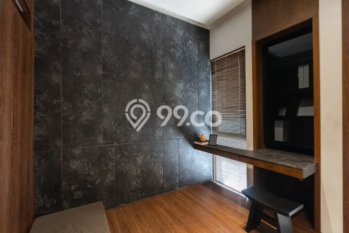 Best Deal Hunian Mewah Ideal dan Luas di Karang Tengah, Tangerang Best Deal Hunian Mewah Ideal dan Luas di Karang Tengah, Tangerang