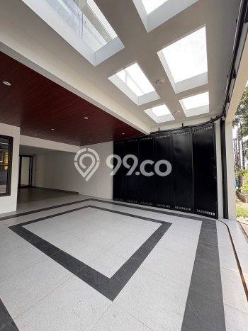 Rumah Mewah LB 290m2 Siap Huni Desain Elegan di Tb Simatupang, Jakarta Selatan Rumah Mewah LB 290m2 Siap Huni Desain Elegan di Tb Simatupang, Jakarta Selatan
