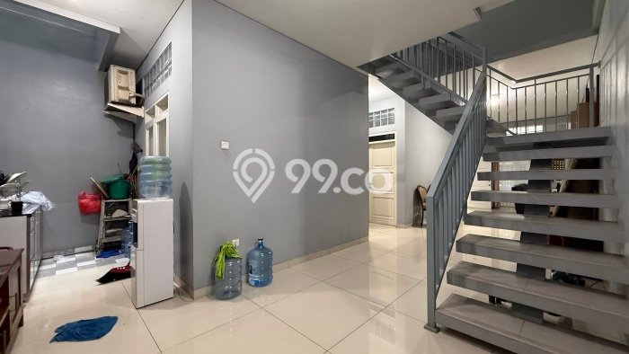For Sale! Luxury House LT 180m2 Desain Modern di Cinere For Sale! Luxury House LT 180m2 Desain Modern di Cinere