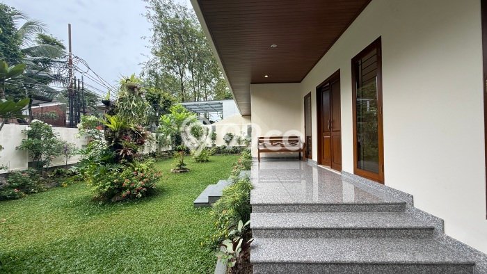 Dijual Rumah Mewah Elegan Dengan View Eksklusif di Lebak Bulus, Jakarta Selatan Dijual Rumah Mewah Elegan Dengan View Eksklusif di Lebak Bulus, Jakarta Selatan
