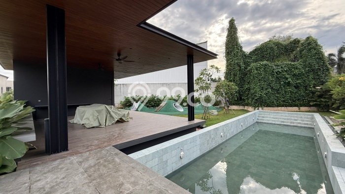 Rumah Elit Modern Siap Huni di Lebak Bulus Jakarta Selatan Rumah Elit Modern Siap Huni di Lebak Bulus Jakarta Selatan