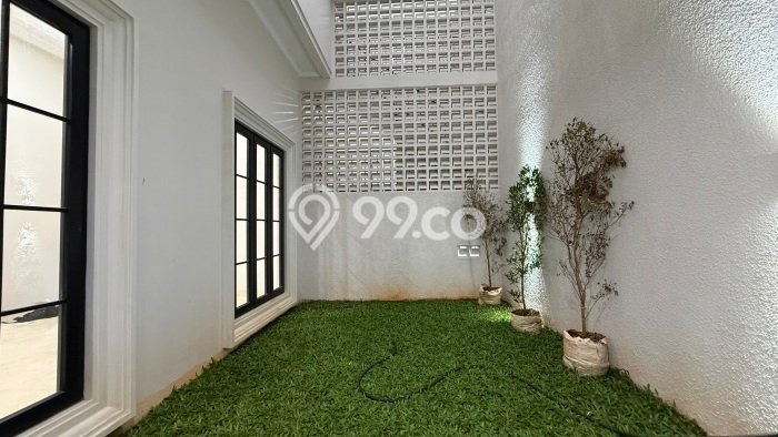 For Sale! Luxury House LT 960m2 Desain Elegan di Pondok Indah For Sale! Luxury House LT 960m2 Desain Elegan di Pondok Indah