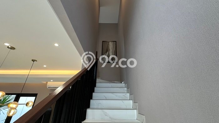 Hunian Elit LB 119m2 Siap Huni Desain Elegan di Cibubur, Bekasi Hunian Elit LB 119m2 Siap Huni Desain Elegan di Cibubur, Bekasi