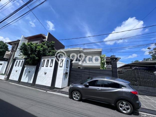 Rumah Elit Modern Siap Huni di Kemang Jakarta Selatan Rumah Elit Modern Siap Huni di Kemang Jakarta Selatan