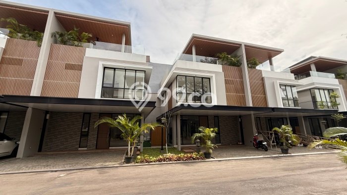 Dijual Rumah Luas Megah Dengan View Eksklusif di Lebak Bulus, Jakarta Selatan Dijual Rumah Luas Megah Dengan View Eksklusif di Lebak Bulus, Jakarta Selatan