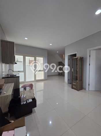 Hunian Nyaman Asri 4 KT Siap Huni di BSD Tangerang Hunian Nyaman Asri 4 KT Siap Huni di BSD Tangerang