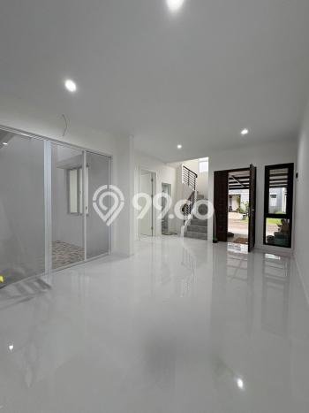 Rumah Elit LB 170m2 Siap Pakai Desain Elegan di BSD, Tangerang Rumah Elit LB 170m2 Siap Pakai Desain Elegan di BSD, Tangerang