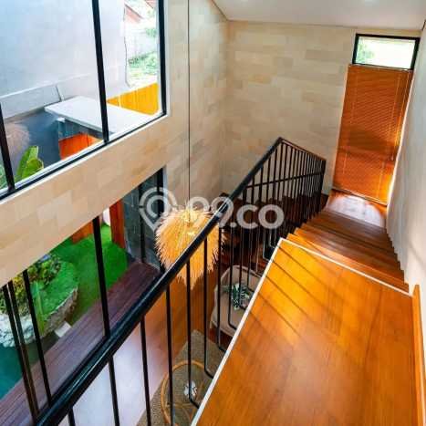 LOKASI TERBAIK! Vila di , Area 152m2m², Area Strategis dengan akses bagus LOKASI TERBAIK! Vila di , Area 152m2m², Area Strategis dengan akses bagus