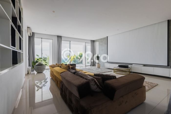 Vila Strategis di , Dimensi 570m2m², Dekat ke berbagai fasilitas Vila Strategis di , Dimensi 570m2m², Dekat ke berbagai fasilitas