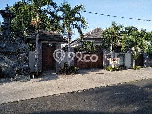 Dijual Vila di , Ukuran 2450m2m², Area nyaman untuk keluarga Dijual Vila di , Ukuran 2450m2m², Area nyaman untuk keluarga