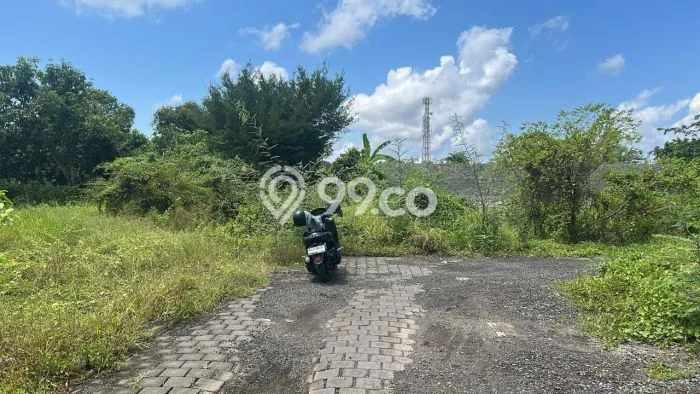 Kavling Tanah untuk Dijual di Kerobokan Kelod, Badung, Luas 200m2 Kavling Tanah untuk Dijual di Kerobokan Kelod, Badung, Luas 200m2