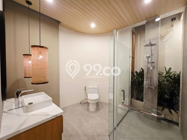 LOKASI TERBAIK! Vila di , Area 180m2m², Lingkungan Tenang dan aman LOKASI TERBAIK! Vila di , Area 180m2m², Lingkungan Tenang dan aman