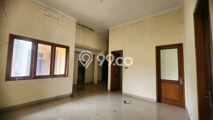 Siap Huni Hunian Elit 6 Kamar di Kebayoran Lama Dekat ke Mana Pun Siap Huni Hunian Elit 6 Kamar di Kebayoran Lama Dekat ke Mana Pun