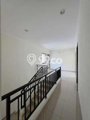Jarang Ada! Rumah Sewa 3 Kamar Nyaman Siap Huni Summarecon Bandung Jarang Ada! Rumah Sewa 3 Kamar Nyaman Siap Huni Summarecon Bandung