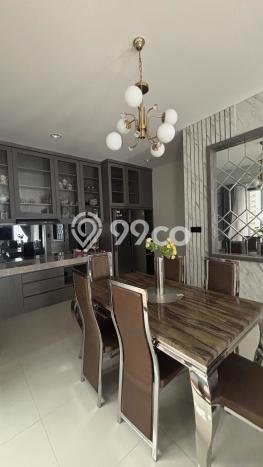 Ready to Use! Luxury House LT 201m2 Desain Elegan di Gede Bage Ready to Use! Luxury House LT 201m2 Desain Elegan di Gede Bage