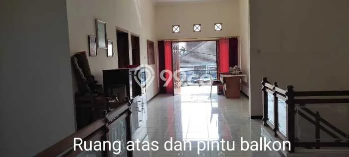 Hunian Mewah LB 300m2 Siap Huni Desain Elegan di Tulusrejo, Malang Hunian Mewah LB 300m2 Siap Huni Desain Elegan di Tulusrejo, Malang
