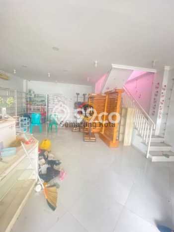Area Ramai! Ruko Dijual di Semarang Timur untuk Bisnis Luas Bangunan 300m2 Area Ramai! Ruko Dijual di Semarang Timur untuk Bisnis Luas Bangunan 300m2