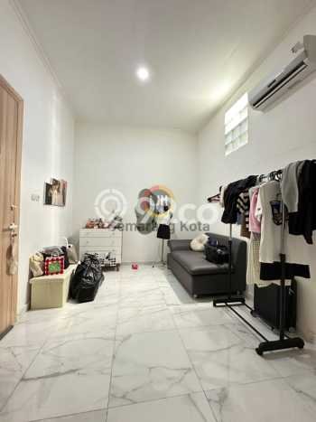 Rumah Strategis Minimalis Lb 146m2 di Semarang Timur, Semarang Rumah Strategis Minimalis Lb 146m2 di Semarang Timur, Semarang