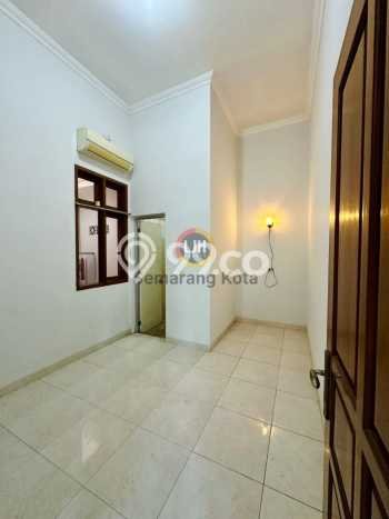 Dijual Cepat Rumah Favorit Siap Huni LB 150m2 di Banyumanik, Semarang Dijual Cepat Rumah Favorit Siap Huni LB 150m2 di Banyumanik, Semarang
