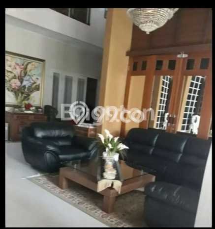 Hunian Cantik Minimalis Lb 260m2 di Duren Sawit, Jakarta Timur Hunian Cantik Minimalis Lb 260m2 di Duren Sawit, Jakarta Timur