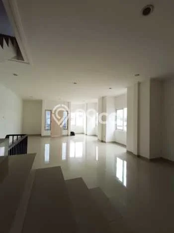Ruko disewakan di Jagakarsa Jakarta Selatan dengan luas bangunan 154m2 Ruko disewakan di Jagakarsa Jakarta Selatan dengan luas bangunan 154m2