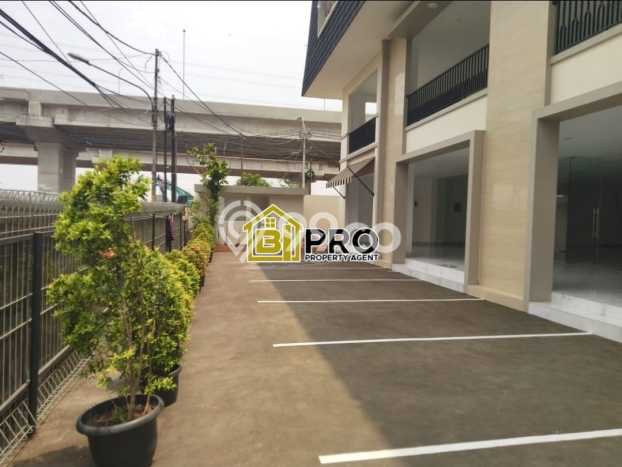 Gudang Dijual di Prime Area Jakarta Timur Luas 1200m2 Gudang Dijual di Prime Area Jakarta Timur Luas 1200m2