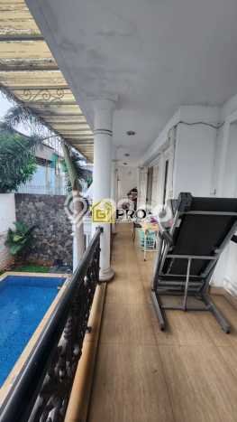 Rumah Luxury Modern Tanpa Renovasi di Raffles Hills Jakarta Timur Rumah Luxury Modern Tanpa Renovasi di Raffles Hills Jakarta Timur