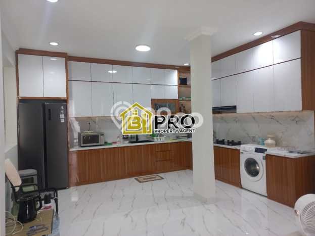 Rumah Mewah LB 250m2 Siap Pakai Desain Elegan di Sentul City, Bogor Rumah Mewah LB 250m2 Siap Pakai Desain Elegan di Sentul City, Bogor