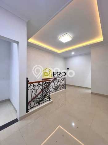 Dijual Rumah Premium dengan Fasilitas Sekitar Lengkap di Jagakarsa, Jakarta Selatan Dijual Rumah Premium dengan Fasilitas Sekitar Lengkap di Jagakarsa, Jakarta Selatan