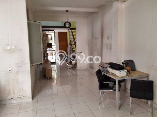 For Sale Hunian Rumah Terawat 3 Kamar di Legenda Wisata, Bogor For Sale Hunian Rumah Terawat 3 Kamar di Legenda Wisata, Bogor