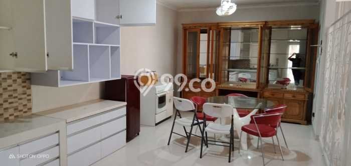 Rumah Luxury Modern Tanpa Renovasi di Kota Wisata Jakarta Timur Rumah Luxury Modern Tanpa Renovasi di Kota Wisata Jakarta Timur