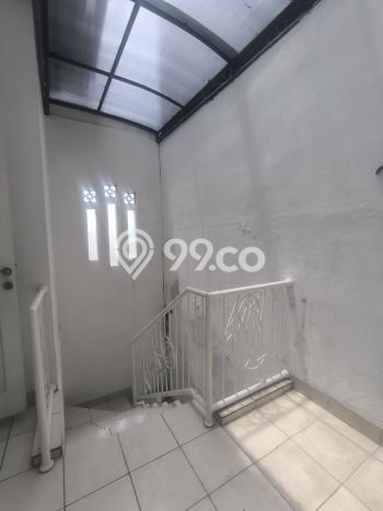 Jual Rumah Eksklusif 5 KT di Cibubur, Jakarta Timur Jual Rumah Eksklusif 5 KT di Cibubur, Jakarta Timur