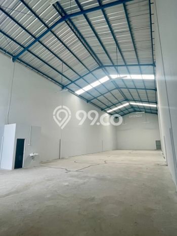 Disewakan Gudang di Kawasan Ramai Teluk Naga Luas 600m2 Disewakan Gudang di Kawasan Ramai Teluk Naga Luas 600m2