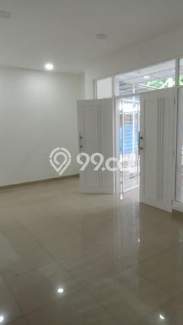 For Sale Rumah Mewah Exclusive di Cengkareng, Jakarta Barat For Sale Rumah Mewah Exclusive di Cengkareng, Jakarta Barat