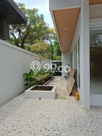 Rumah Luxury Modern Siap Huni di Metland Puri Jakarta Barat Rumah Luxury Modern Siap Huni di Metland Puri Jakarta Barat