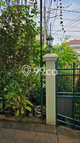 Hunian Elit LB 420m2 Siap Pakai Desain Elegan di Puri Indah, Jakarta Barat Hunian Elit LB 420m2 Siap Pakai Desain Elegan di Puri Indah, Jakarta Barat