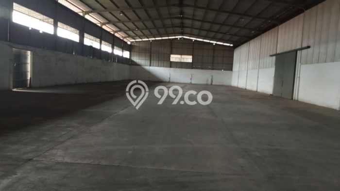 Unit Gudang Disewakan di Bekasi di Area Ramai & Strategis Unit Gudang Disewakan di Bekasi di Area Ramai & Strategis