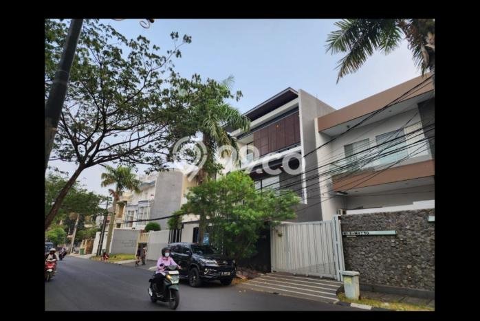 Rumah Luxury Modern Tanpa Renovasi di Citra Garden Jakarta Barat Rumah Luxury Modern Tanpa Renovasi di Citra Garden Jakarta Barat