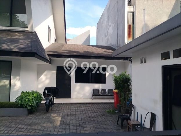 Disewakan Rumah Nyaman di Jakarta Selatan Harga Rp 2,5 Miliar/ Tahun Disewakan Rumah Nyaman di Jakarta Selatan Harga Rp 2,5 Miliar/ Tahun