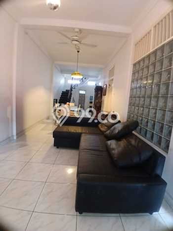 For Sale Rumah 3 Kamar Lokasi Strategis Bagus dan Strategis di Pancoran Mas For Sale Rumah 3 Kamar Lokasi Strategis Bagus dan Strategis di Pancoran Mas