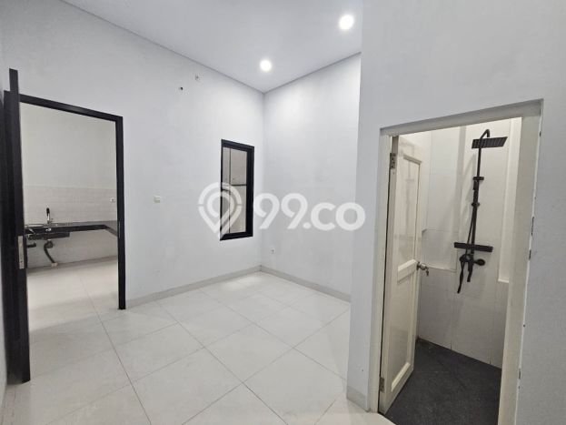 For Sale Rumah 5 Kamar Lokasi Ideal Bagus dan Strategis di Jagakarsa For Sale Rumah 5 Kamar Lokasi Ideal Bagus dan Strategis di Jagakarsa
