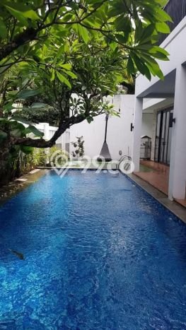 Rumah Mewah LB 450m2 Siap Huni Desain Elegan di Kemang, Jakarta Selatan Rumah Mewah LB 450m2 Siap Huni Desain Elegan di Kemang, Jakarta Selatan