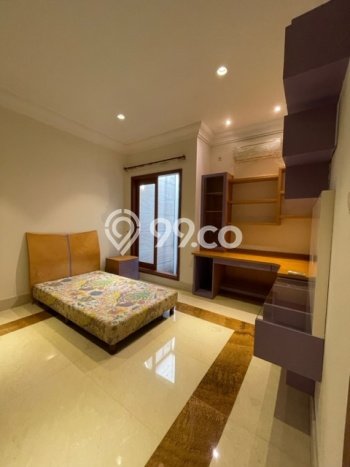 Disewakan! Rumah 3 Kamar Tidur &
3 Kamar Mandi di Permata Hijau, Jakarta Selatan Disewakan! Rumah 3 Kamar Tidur &
3 Kamar Mandi di Permata Hijau, Jakarta Selatan
